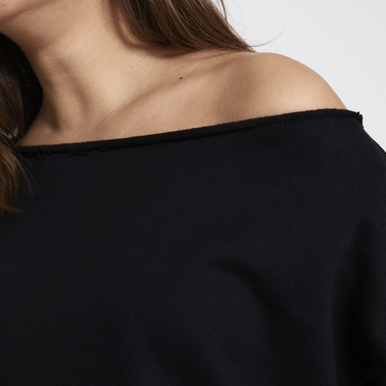 Off-shoulder sweatshirt "Esme" Black